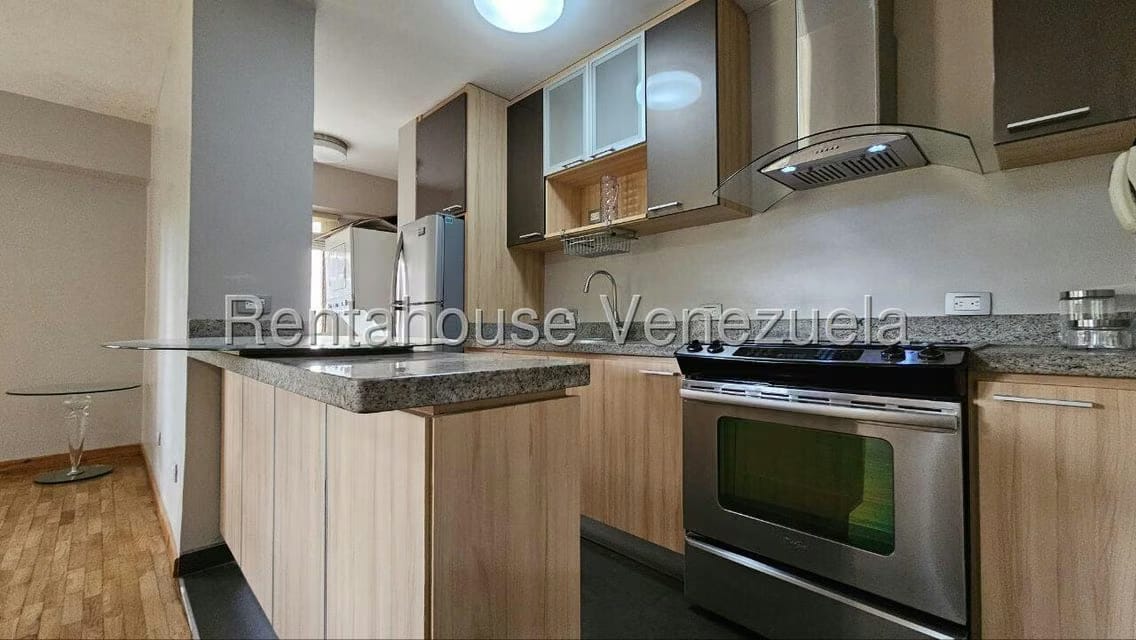 Apartamento (1 Nivel) en Alquiler en Campo Alegre, Distrito Metropolitano - 21