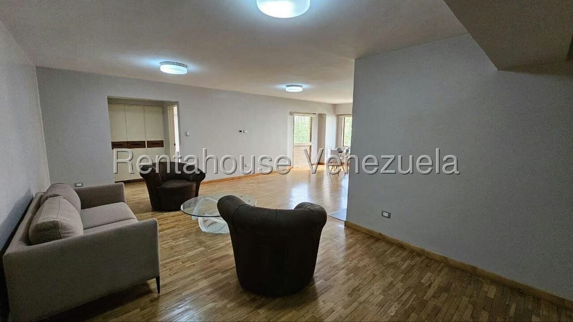 Apartamento (1 Nivel) en Alquiler en Campo Alegre, Distrito Metropolitano - 6