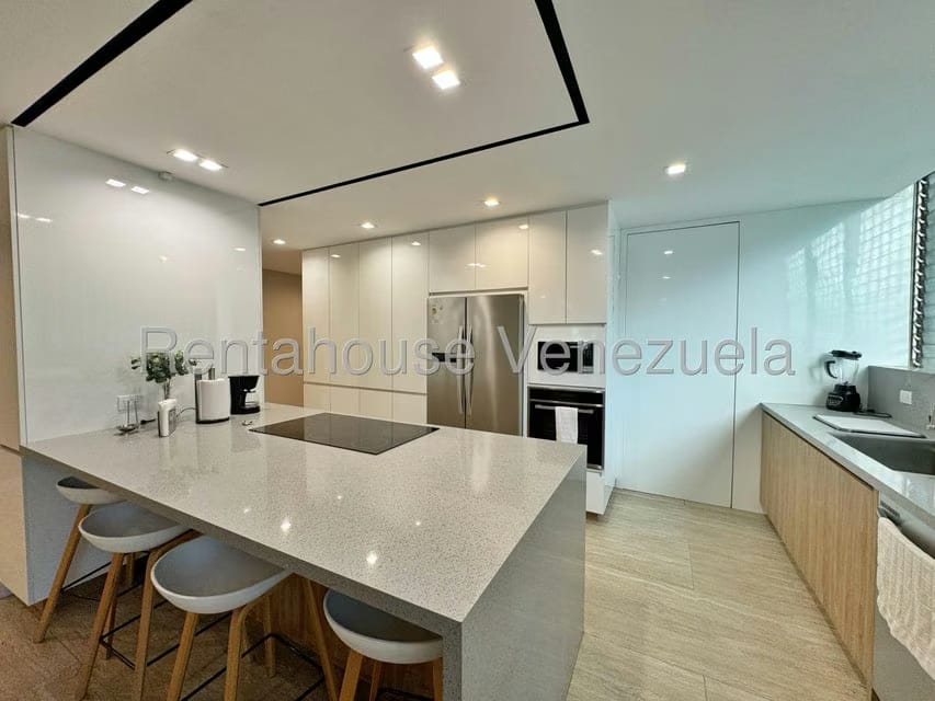 Apartamento (1 Nivel) en Venta en Altamira, Distrito Metropolitano - 4