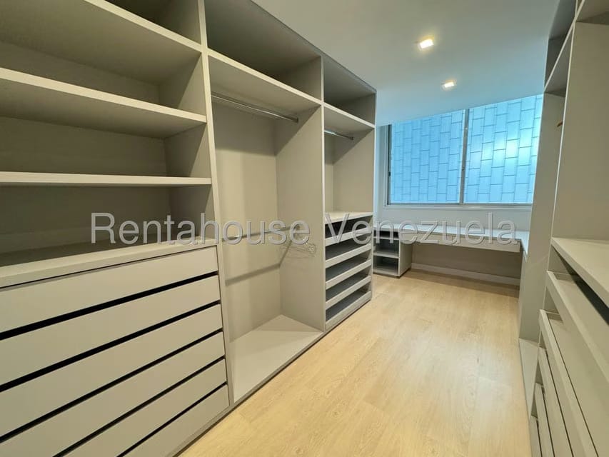 Apartamento (1 Nivel) en Venta en Altamira, Distrito Metropolitano - 7