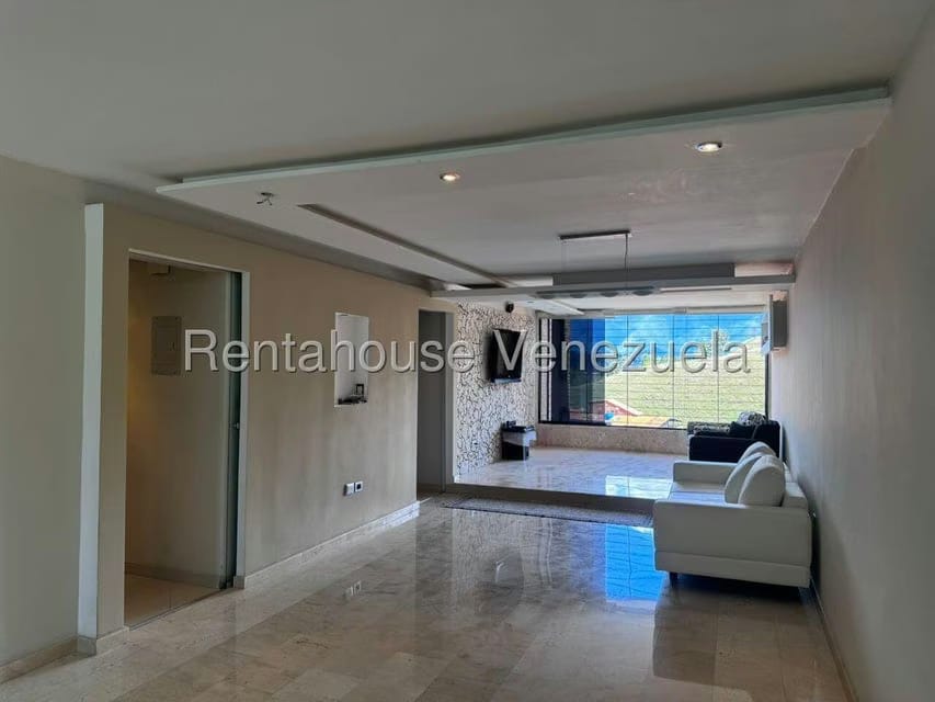 Apartamento (1 Nivel) en Venta en Colinas de La Tahona, Distrito Metropolitano - 12