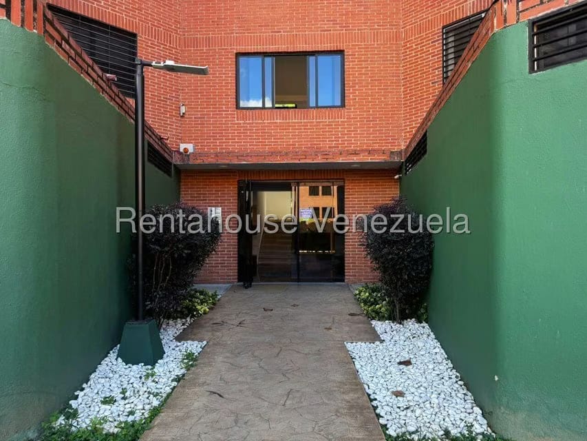 Apartamento (1 Nivel) en Venta en Colinas de La Tahona, Distrito Metropolitano - 3