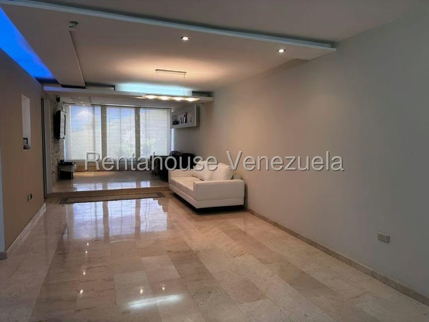 Apartamento (1 Nivel) en Venta en Colinas de La Tahona, Distrito Metropolitano - 5