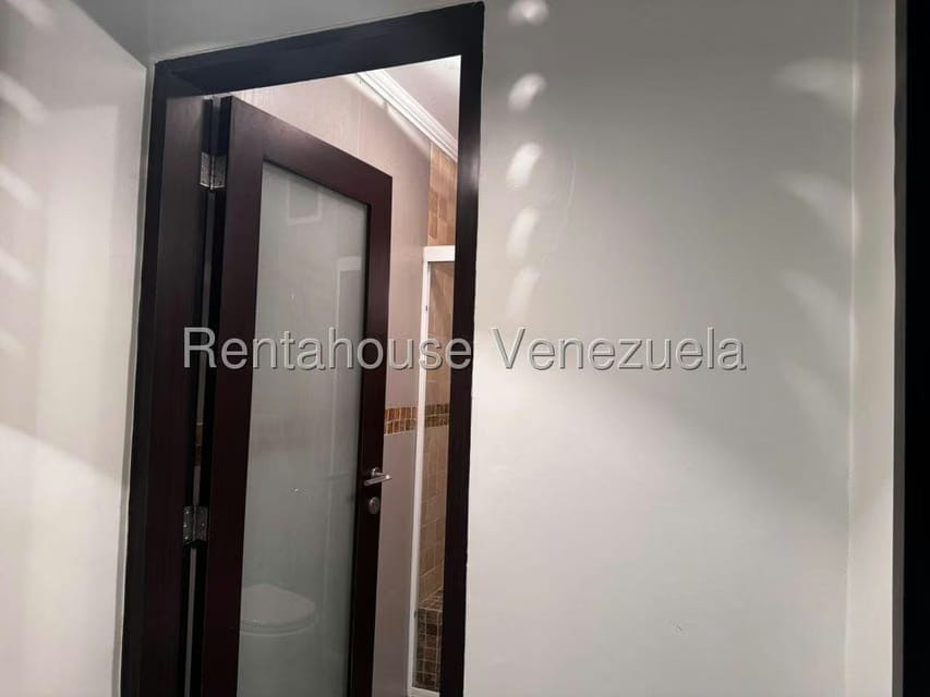 Apartamento (1 Nivel) en Venta en Colinas de La Tahona, Distrito Metropolitano - 45