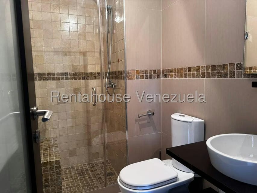 Apartamento (1 Nivel) en Venta en Colinas de La Tahona, Distrito Metropolitano - 52