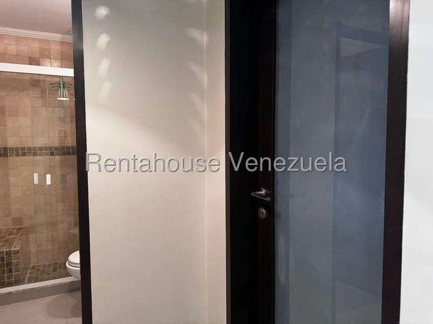 Apartamento (1 Nivel) en Venta en Colinas de La Tahona, Distrito Metropolitano - 84