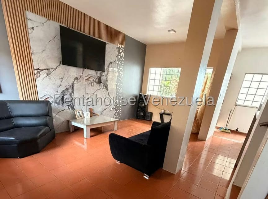 Casa (Duplex) en Venta en Casa Linda, Lara - 3