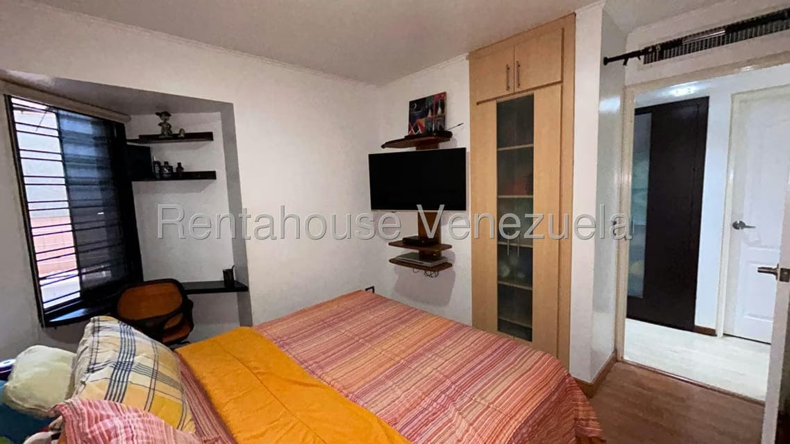 Apartamento (1 Nivel) en Venta en La Tahona, Distrito Metropolitano - 10