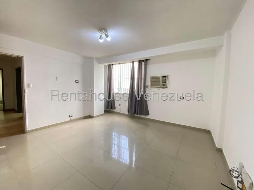 Comercial (Local Comercial) en Venta en Calicanto, Aragua - 11