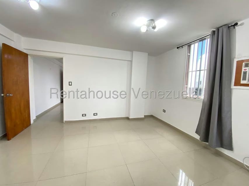 Comercial (Local Comercial) en Venta en Calicanto, Aragua - 18