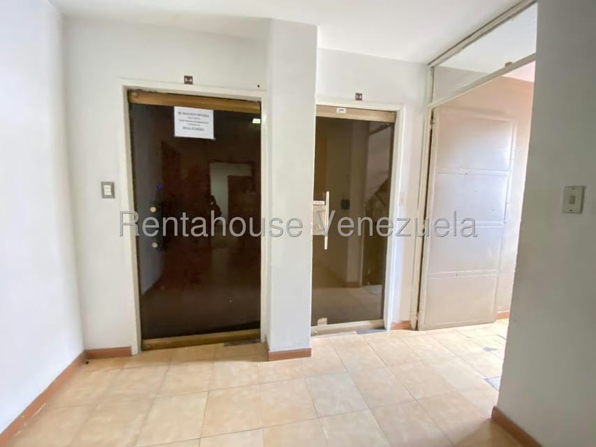 Comercial (Local Comercial) en Venta en Calicanto, Aragua - 6