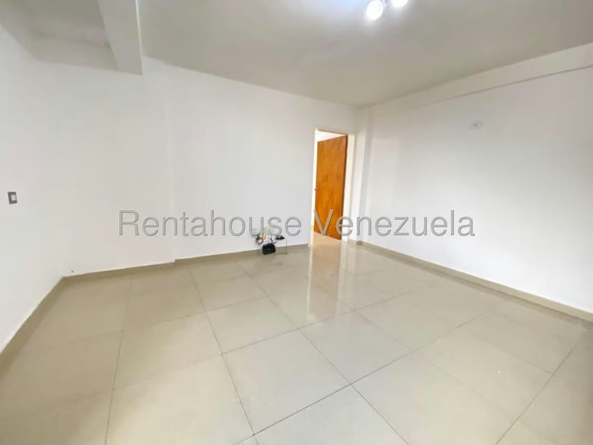 Comercial (Local Comercial) en Venta en Calicanto, Aragua - 9