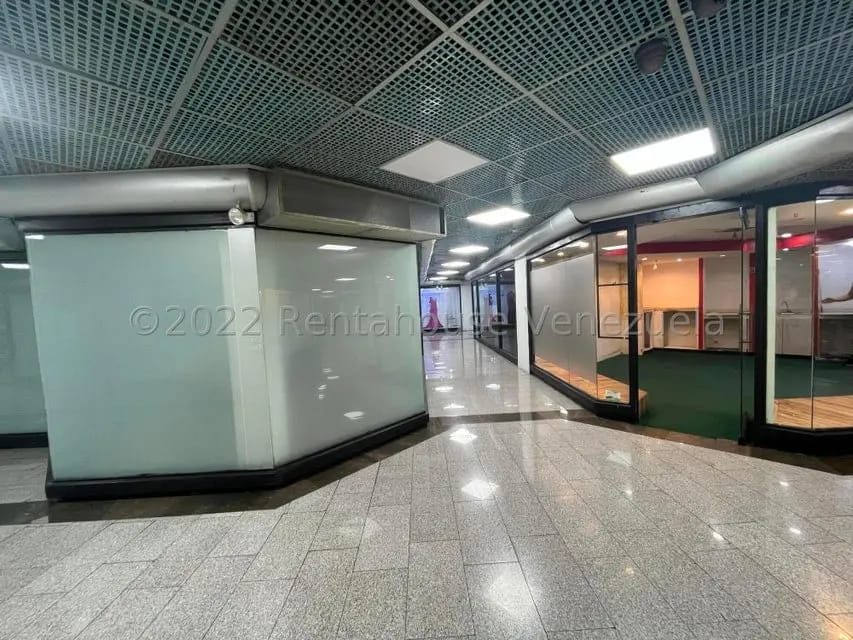 Comercial (Local Comercial) en Alquiler en El Cafetal, Distrito Metropolitano - 8