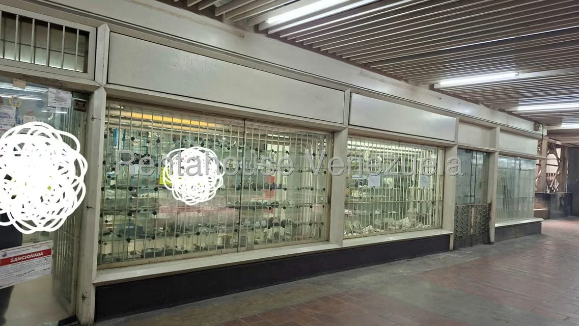 Comercial (Local Comercial) en Venta en Parque Central, Distrito Metropolitano
