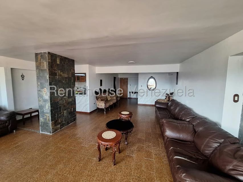Apartamento (1 Nivel) en Venta en Centro, Lara - 2
