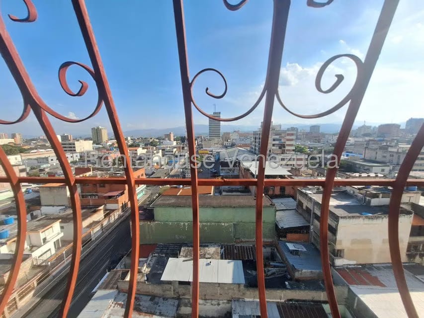 Apartamento (1 Nivel) en Venta en Centro, Lara - 11