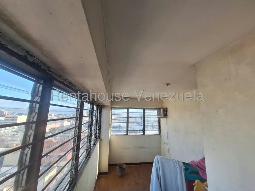 Apartamento (1 Nivel) en Venta en Centro, Lara - 19