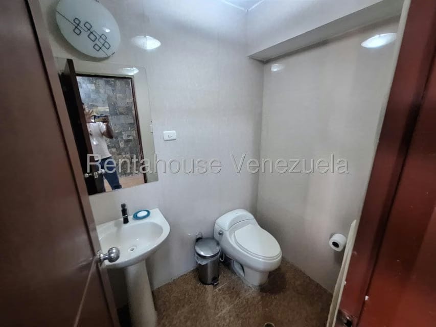 Apartamento (1 Nivel) en Venta en Centro, Lara - 25