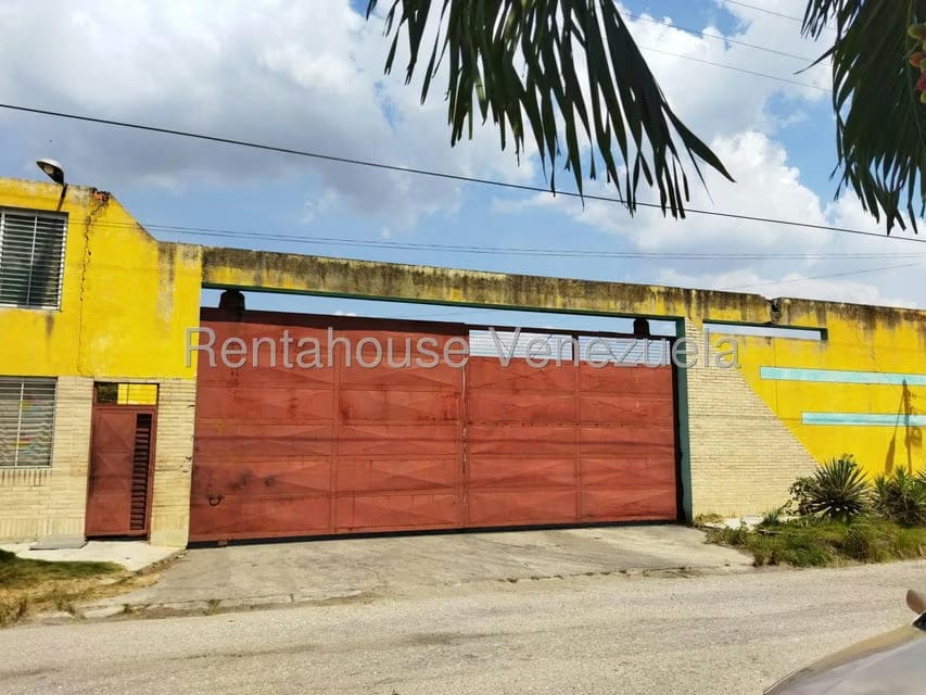 Terreno (Comercial) en Alquiler en Monteserino, Carabobo