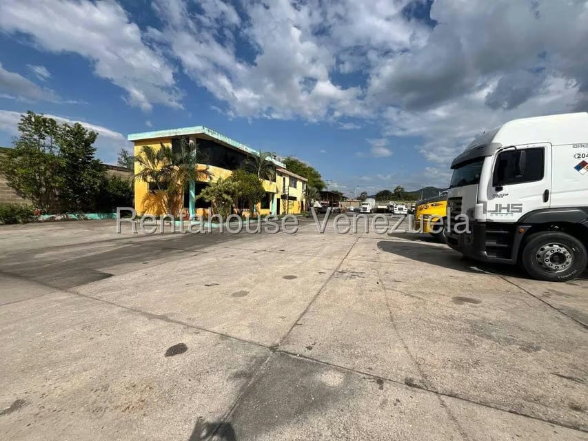 Terreno (Comercial) en Alquiler en Monteserino, Carabobo - 3
