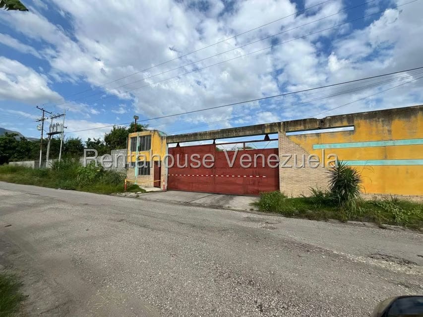 Terreno (Comercial) en Alquiler en Monteserino, Carabobo - 41