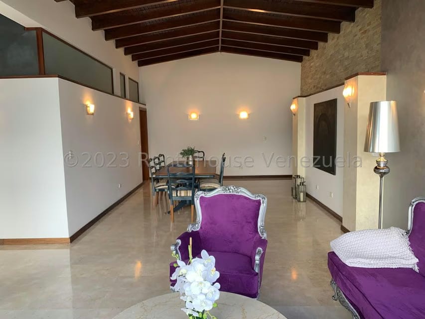 Apartamento (1 Nivel) en Alquiler en Chulavista, Distrito Metropolitano - 2