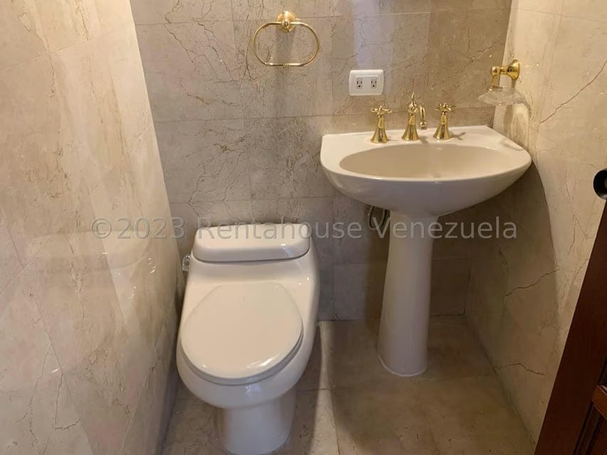 Apartamento (1 Nivel) en Alquiler en Chulavista, Distrito Metropolitano - 6