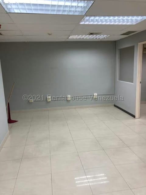 Comercial (Oficina) en Venta en Bello Monte, Distrito Metropolitano - 11