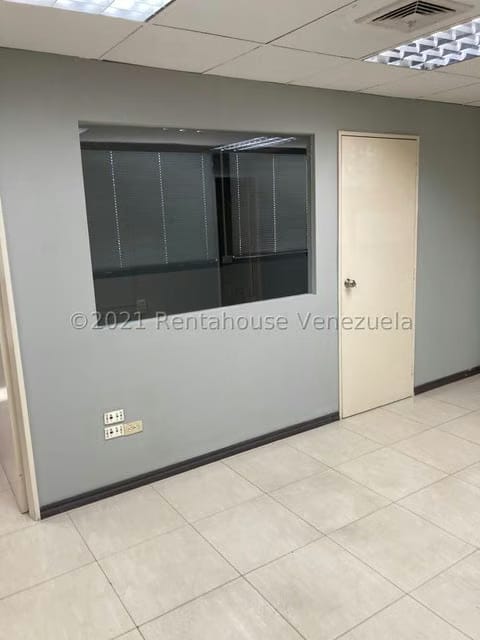 Comercial (Oficina) en Venta en Bello Monte, Distrito Metropolitano - 6