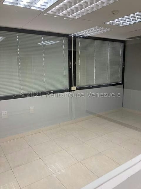 Comercial (Oficina) en Venta en Bello Monte, Distrito Metropolitano - 10