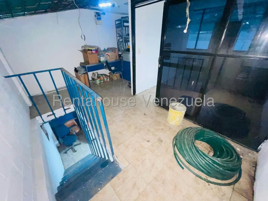 Comercial (Galpon - Deposito) en Venta en Centro, Aragua - 15
