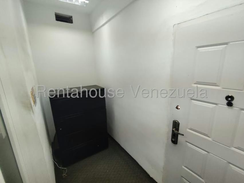 Comercial (Local Comercial) en Venta en Tierra Negra, Zulia - 12
