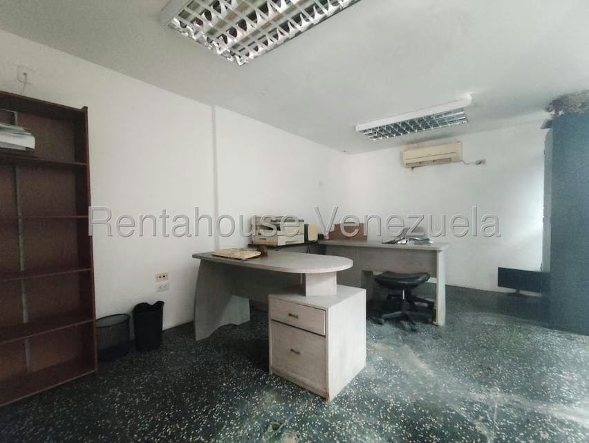 Comercial (Local Comercial) en Venta en Tierra Negra, Zulia - 3