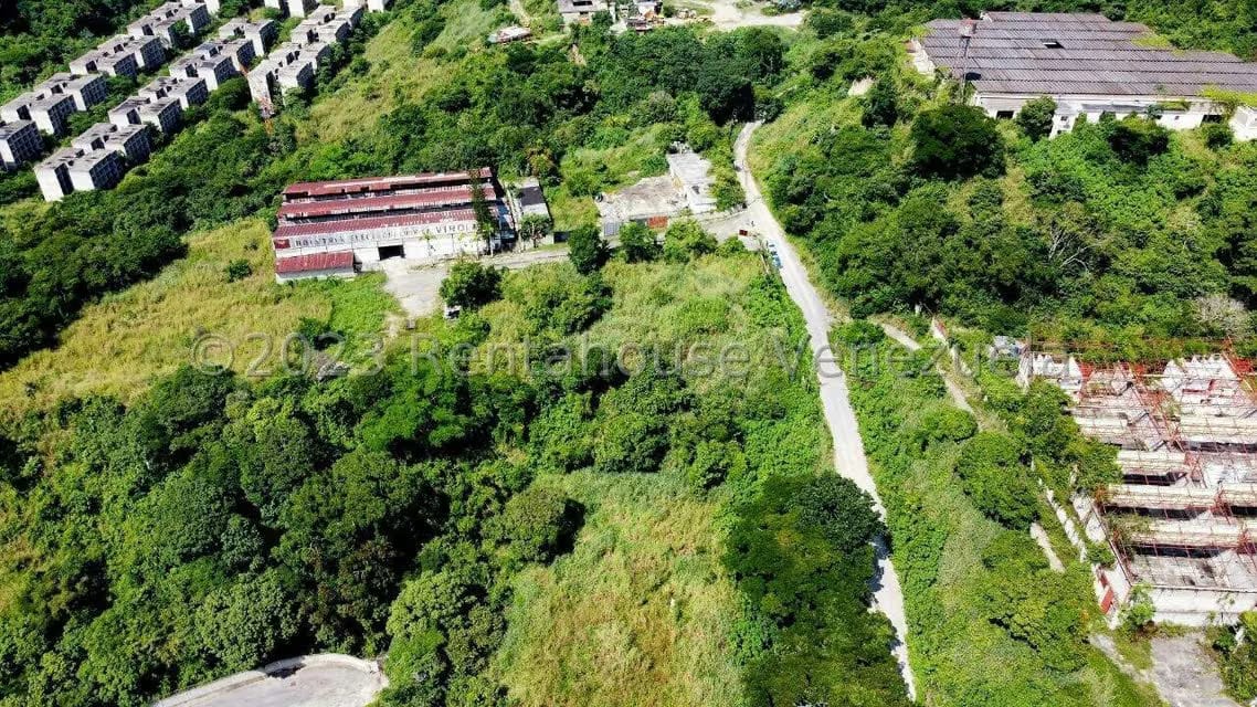Terreno (Comercial) en Venta en Los Anaucos, Miranda - 16