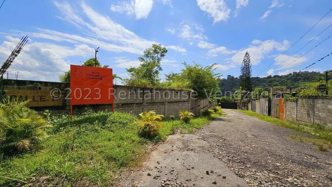Terreno (Comercial) en Venta en Los Anaucos, Miranda - 19