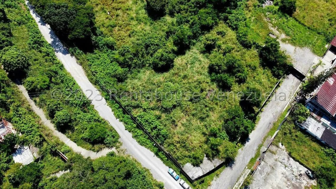 Terreno (Comercial) en Venta en Los Anaucos, Miranda - 4
