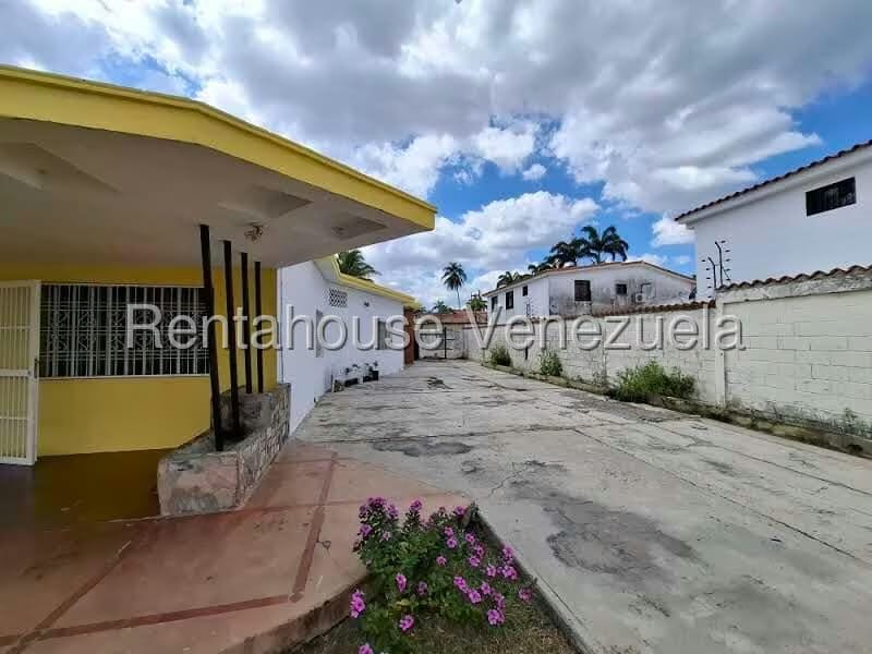 Casa (1 Nivel) en Venta en Santa Elena, Lara - 2
