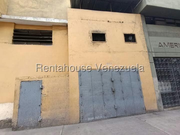 Comercial (Local Comercial) en Alquiler en Parroquia Santa Teresa, Distrito Metropolitano