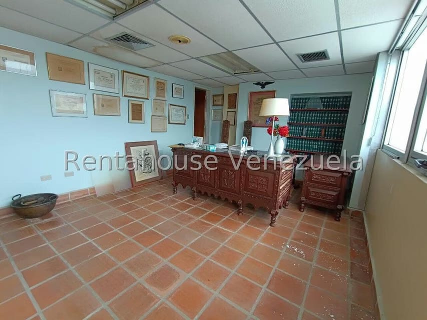 Comercial (Oficina) en Alquiler en Las Acacias, Carabobo - 18