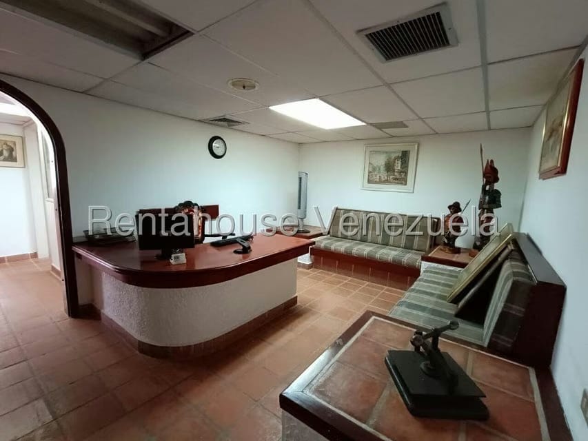 Comercial (Oficina) en Alquiler en Las Acacias, Carabobo - 4