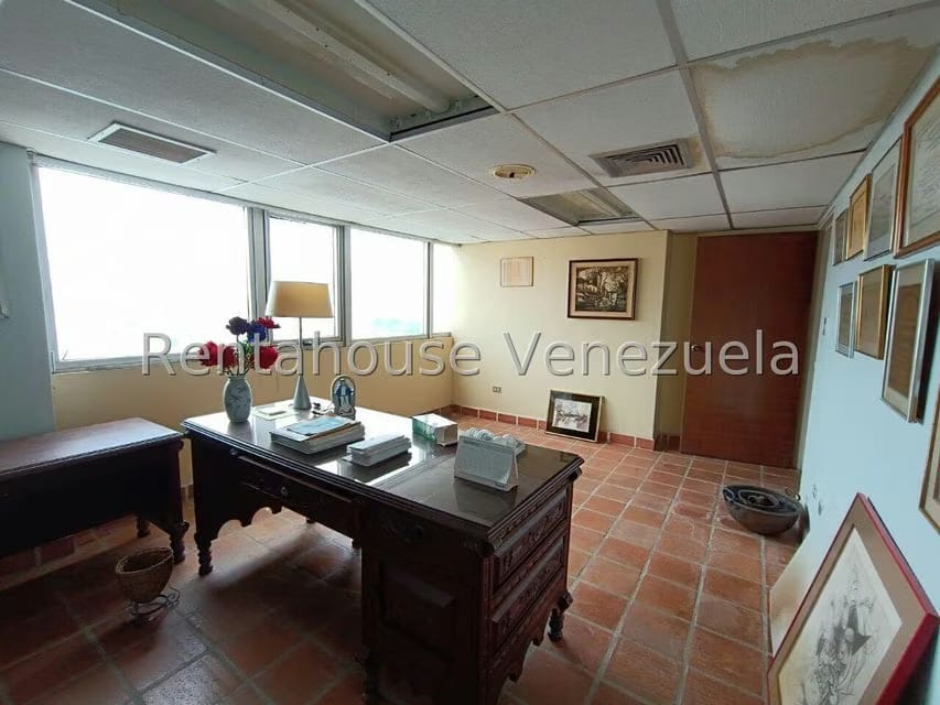 Comercial (Oficina) en Alquiler en Las Acacias, Carabobo - 6