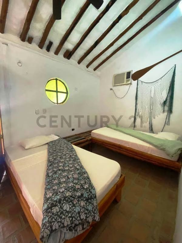 Posada en Guacuco lista para trabajar - 7