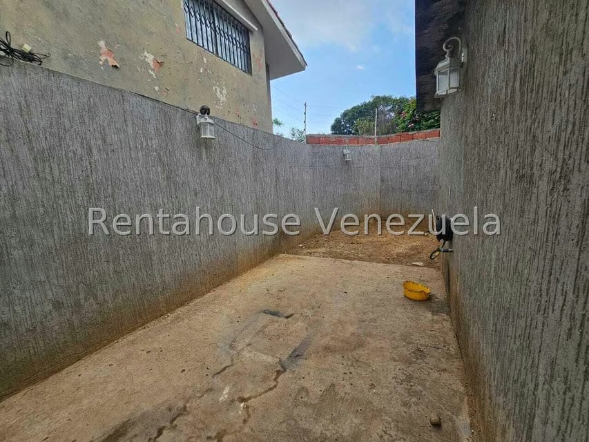 Casa (1 Nivel) en Venta en Sector Independencia, Falcon - 32