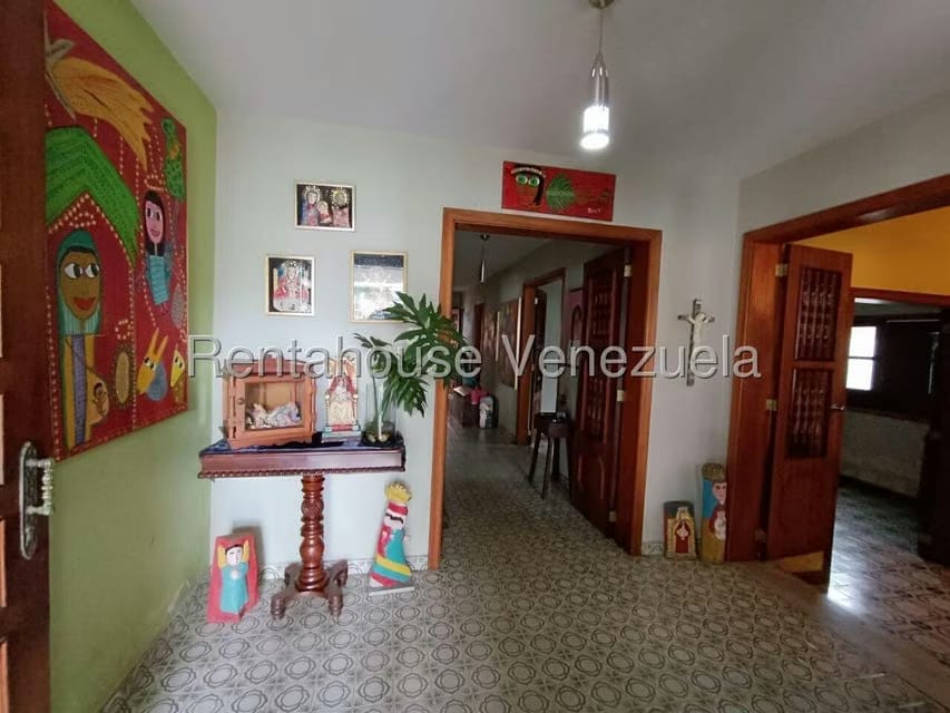 Casa (Duplex) en Venta en Trigal Centro, Carabobo - 2