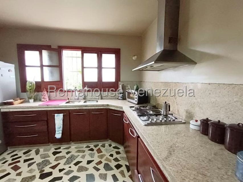 Casa (Duplex) en Venta en Trigal Centro, Carabobo - 12