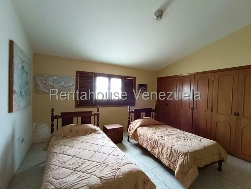 Casa (Duplex) en Venta en Trigal Centro, Carabobo - 24