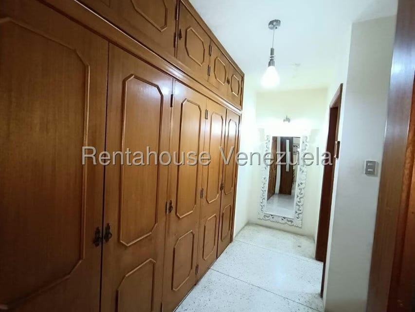 Casa (Duplex) en Venta en Trigal Centro, Carabobo - 29