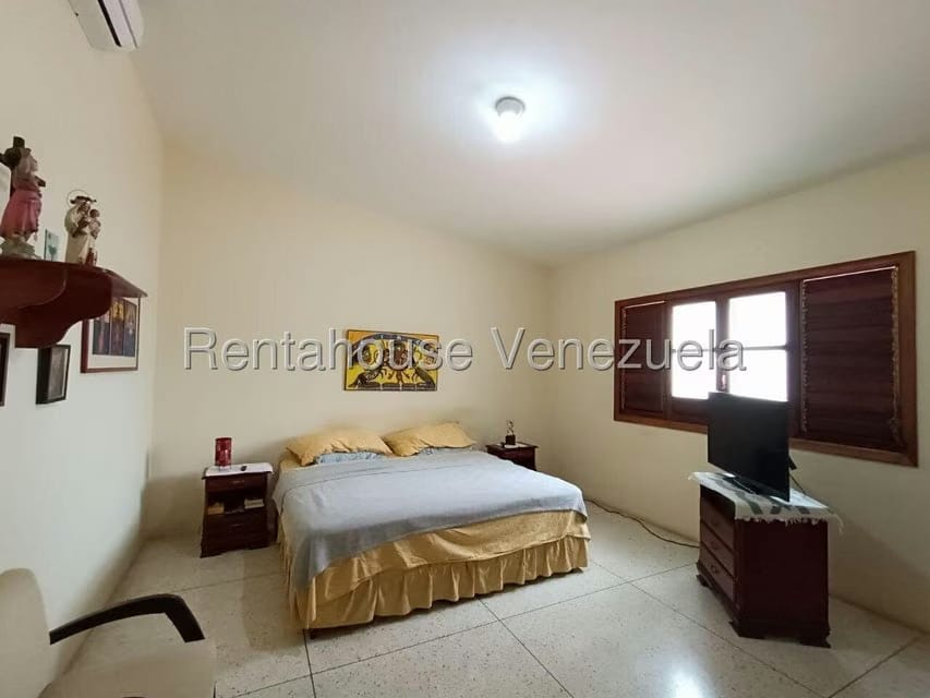 Casa (Duplex) en Venta en Trigal Centro, Carabobo - 35