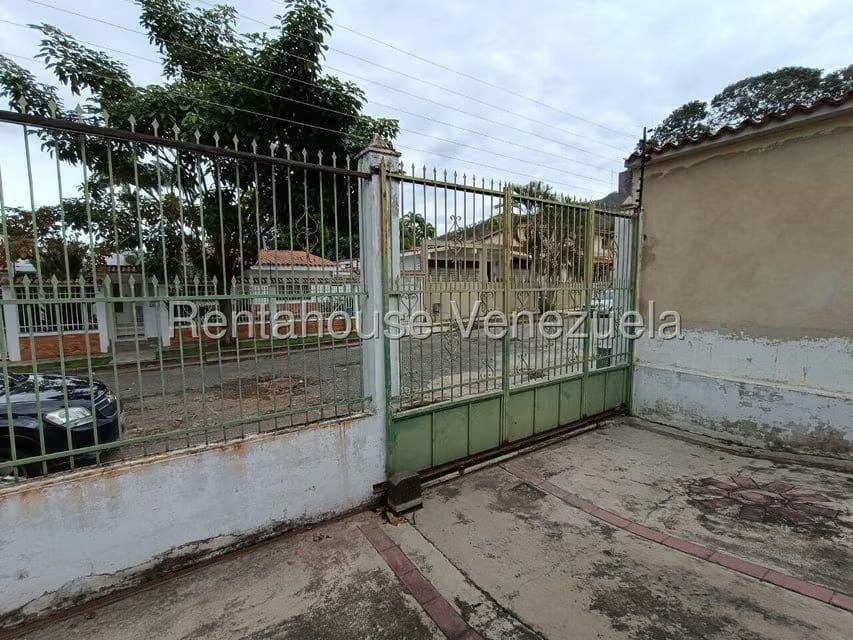 Casa (Duplex) en Venta en Trigal Centro, Carabobo - 40