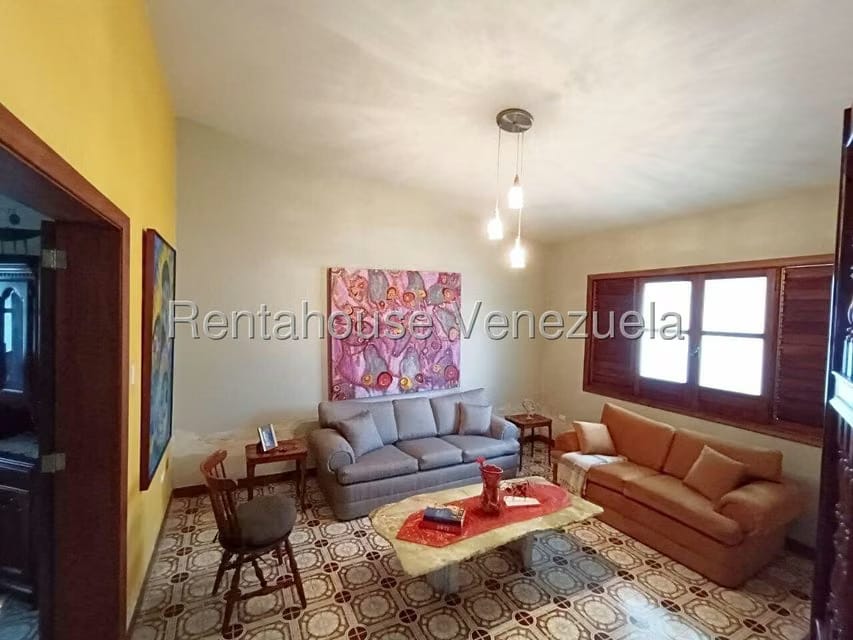 Casa (Duplex) en Venta en Trigal Centro, Carabobo - 5